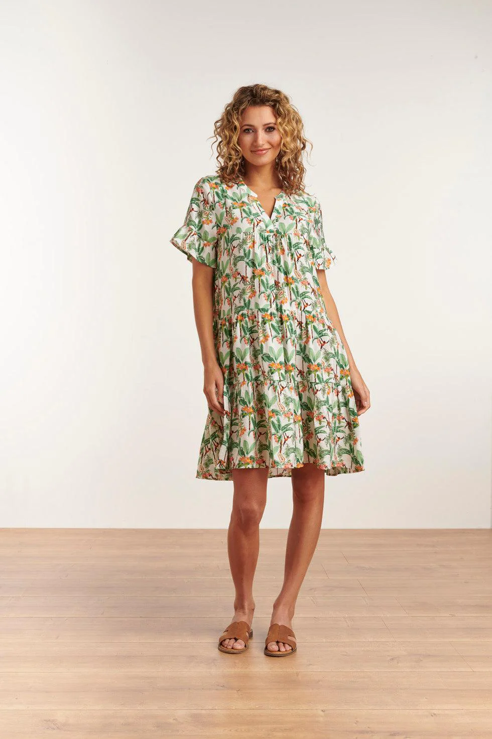 23104 Vrouwen Vintage Strandbloem Jurk Met Korte Mouwen | White - Muticolour - Image 3