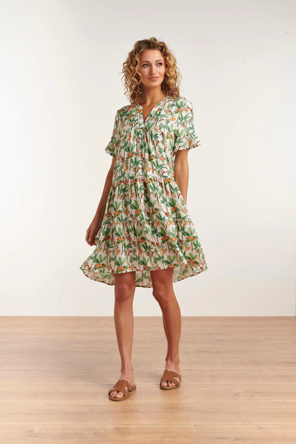 23104 Vrouwen Vintage Strandbloem Jurk Met Korte Mouwen | White - Muticolour - Image 4