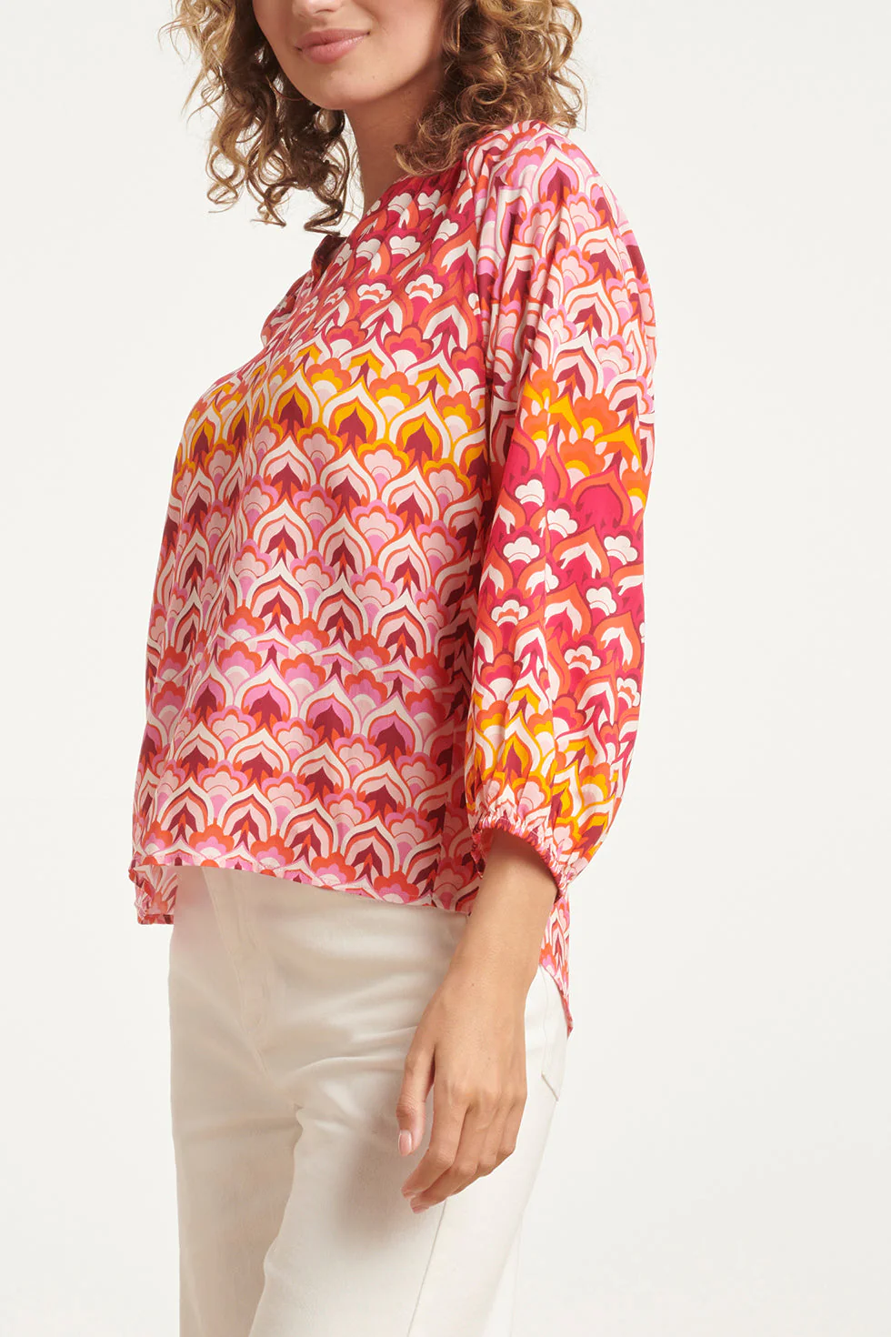 24004 Retro Print V-Hals Top Met Ballonmouw | Pink - Muticolour - Image 4