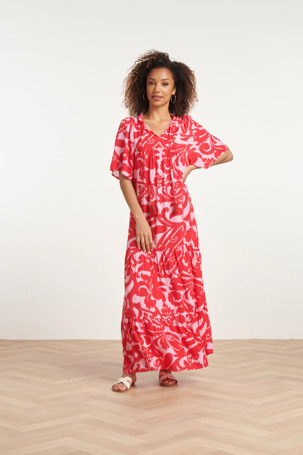 24005 Bloemen Barok Maxi Jurk | Pink - Red - Image 3
