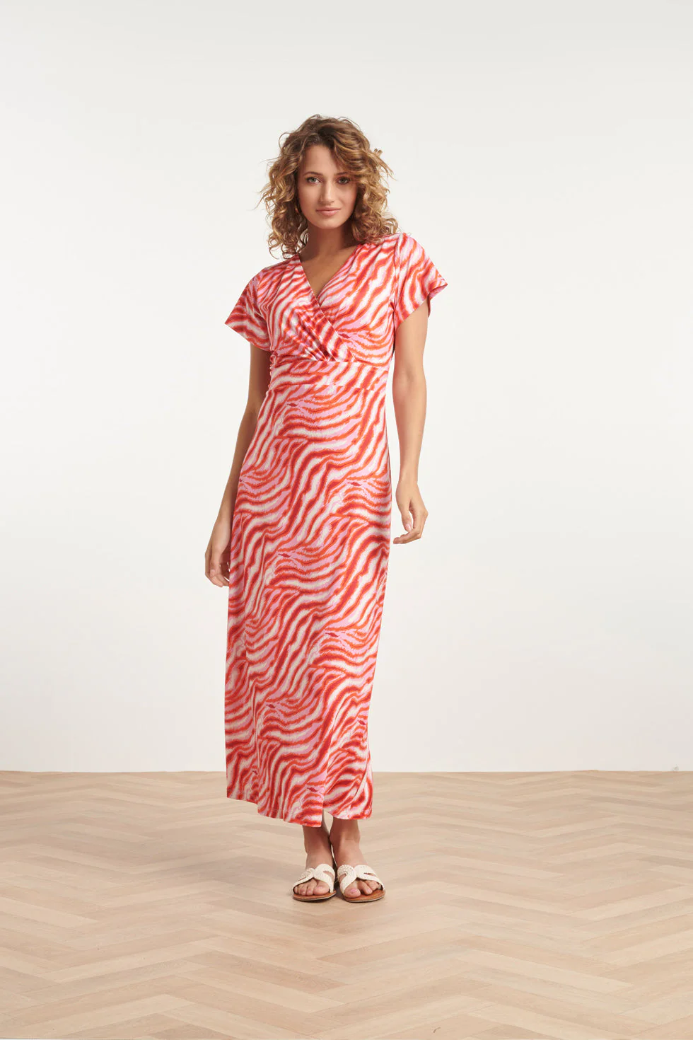 24010 Zebra Print Stretch Jurk | Pink - Red - Image 3