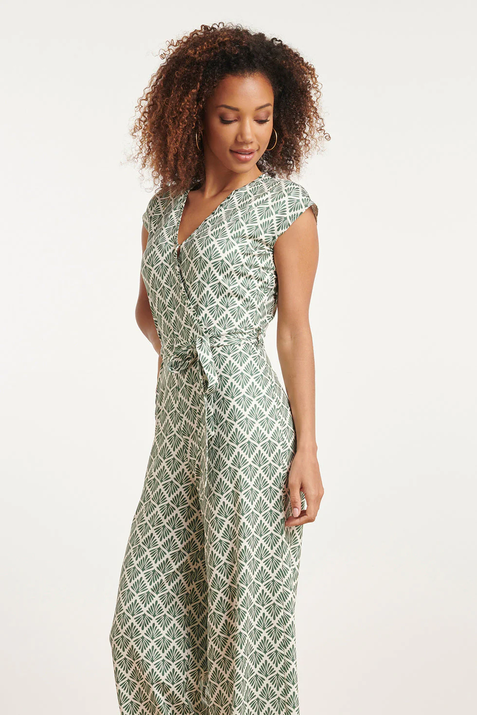 24033 Wikkelstijl Jumpsuit Met Ornament Print | Army - Off White - Image 4