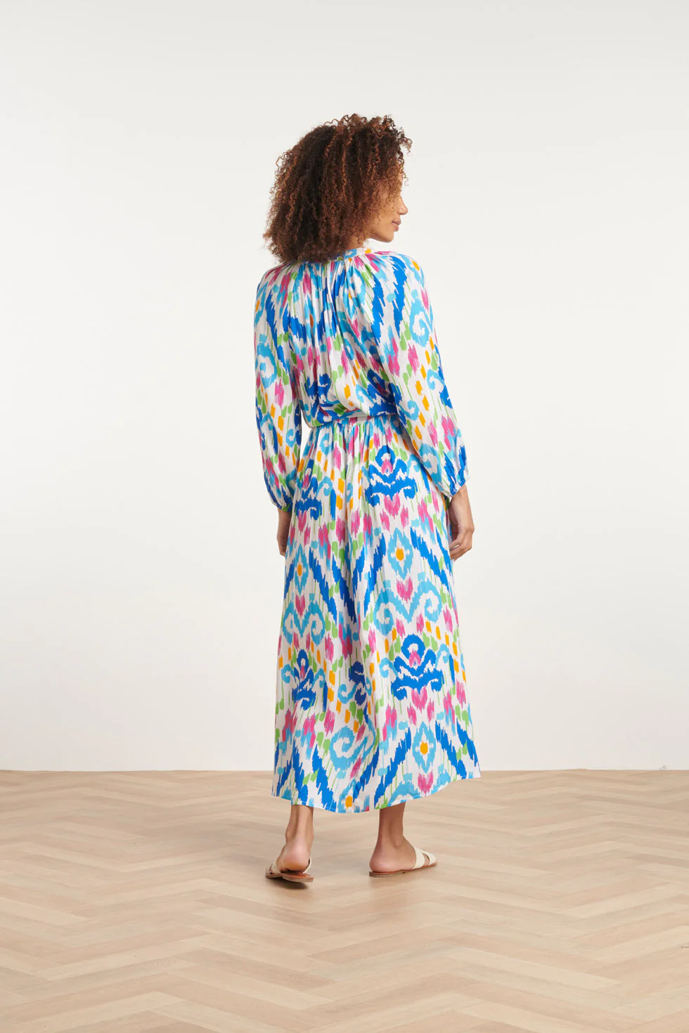 24049 Zomer Maxi Jurk Met Knopen | White - Muticolour - Image 6