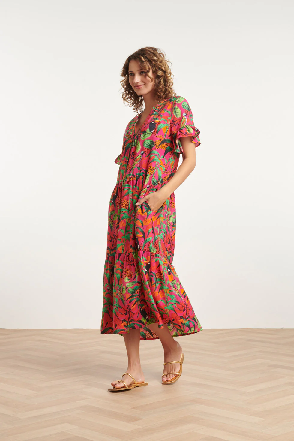 24059 Fuchsia Midi Jurk Met Jungle Print | Fuchsia - Muticolour - Image 3