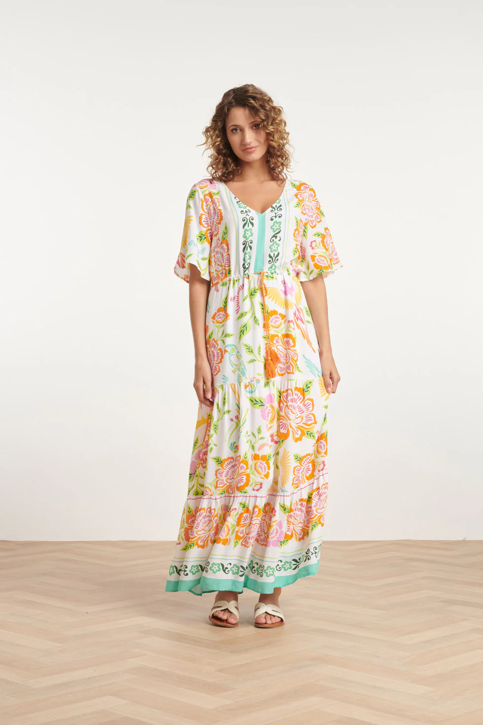24061 Zomer Maxi Jurk Met Bloemenprint | White - Muticolour - Image 3