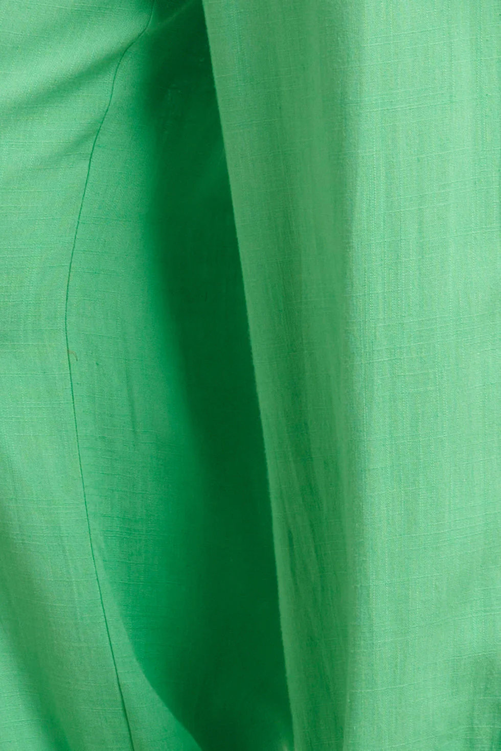 24086 Toplevendig Met V-Halsomslagmouwen | Green - Image 8