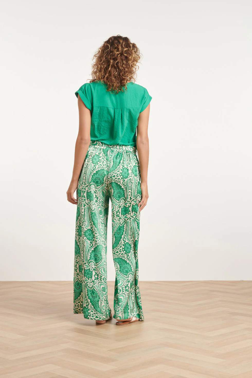 24089 Eenvoudige Losvallende Elegante Topkoud | Green - Image 6