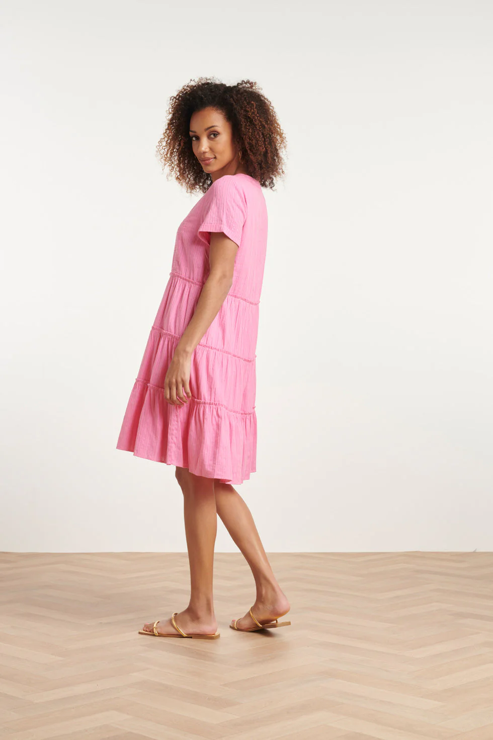 24105 Zomerjurkheldere Licht Tint Met Kantdetails | Pink - Image 5
