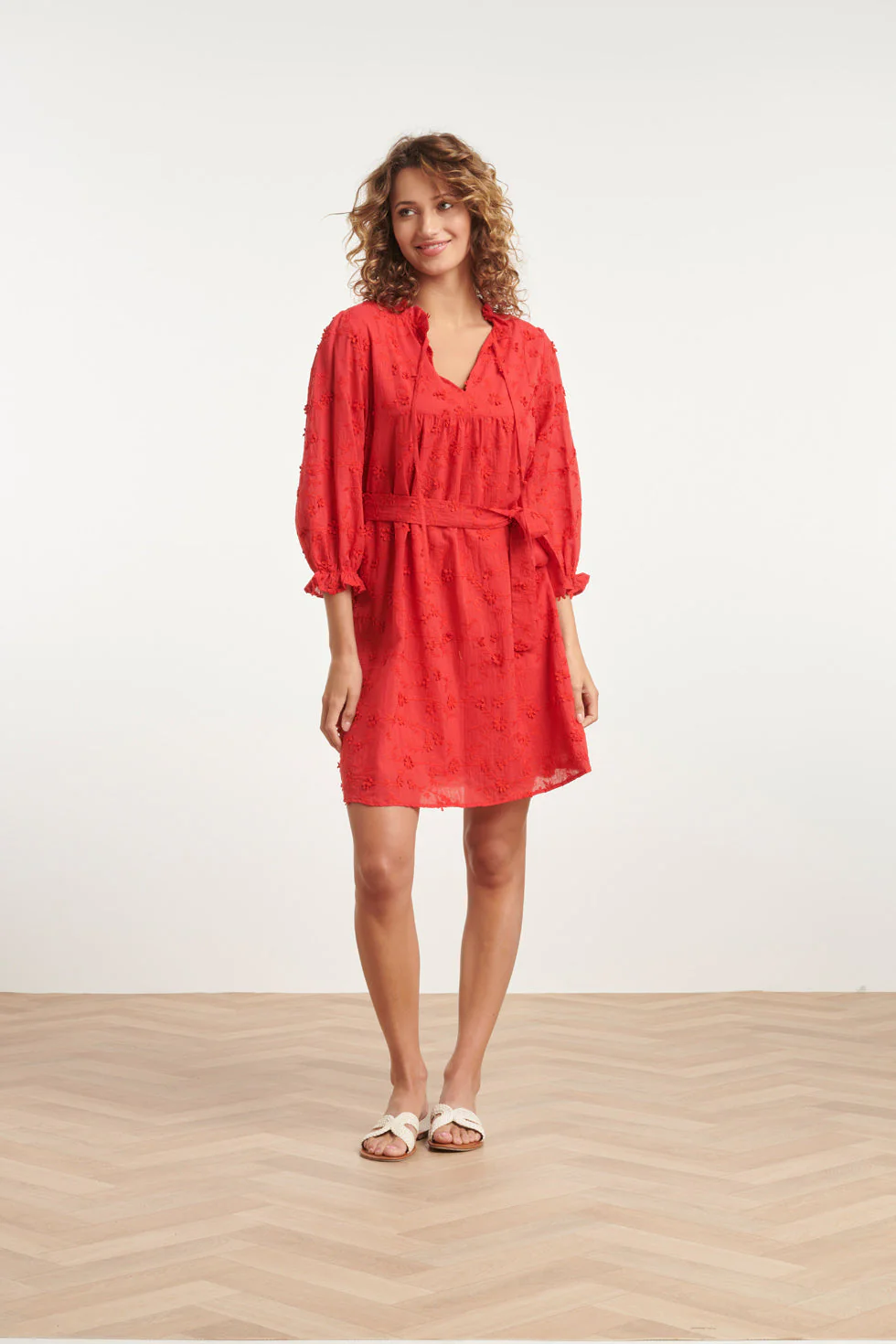 24115 Jurk Met 3d Bloemenpatroon | Red - Image 3