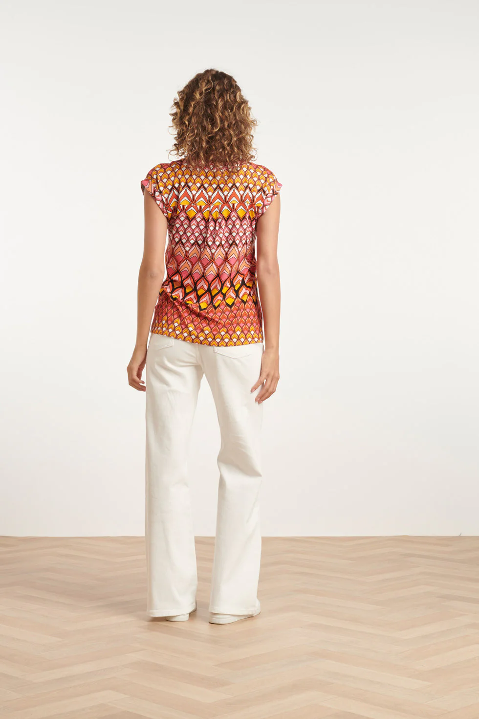 24154 Zomer Top Met Retro Grafische Print | Muticolour - Image 6