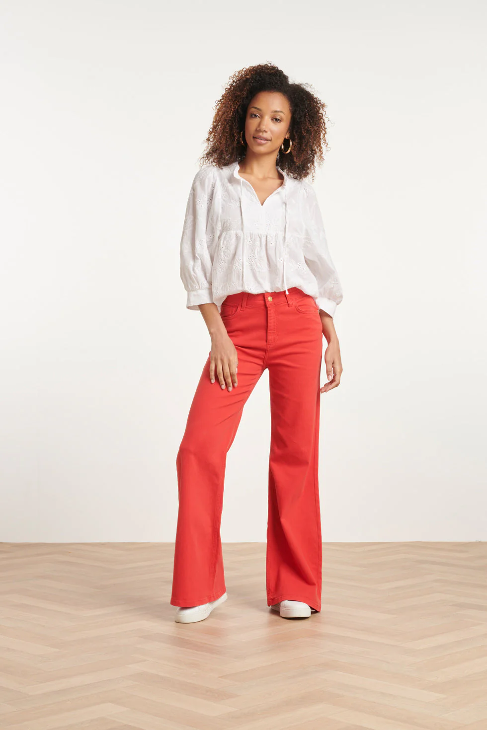24169  Flared Jeans | Red - Image 3
