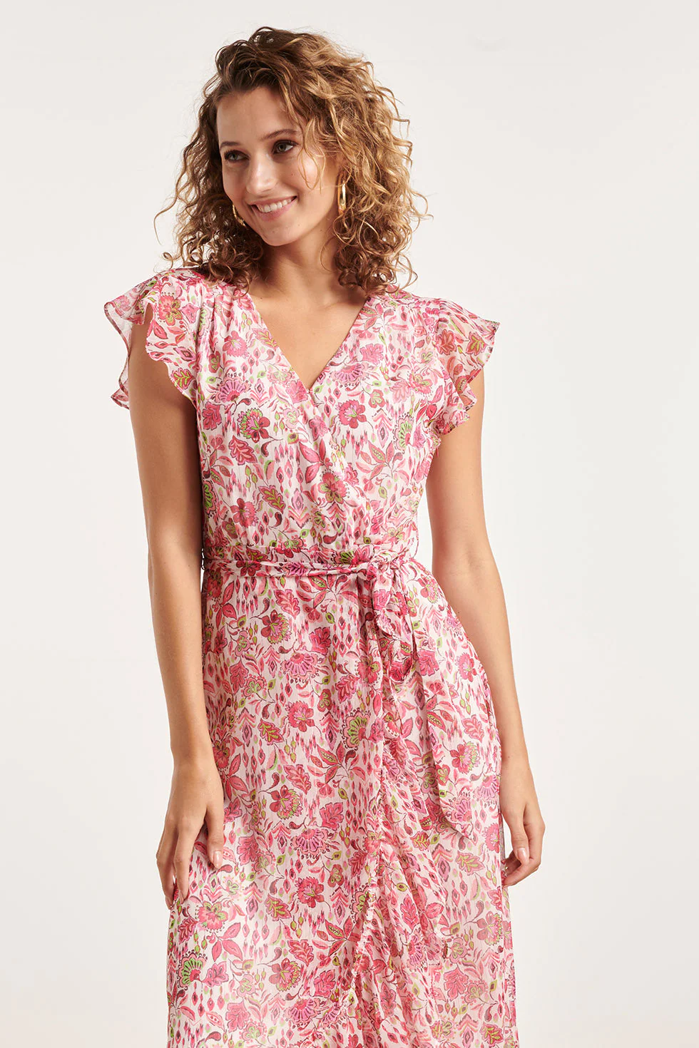24307 Wikkelstijl Maxi Jurk Van Chiffon Met Fuchsialime Bloemenprint | White - Muticolour - Image 4