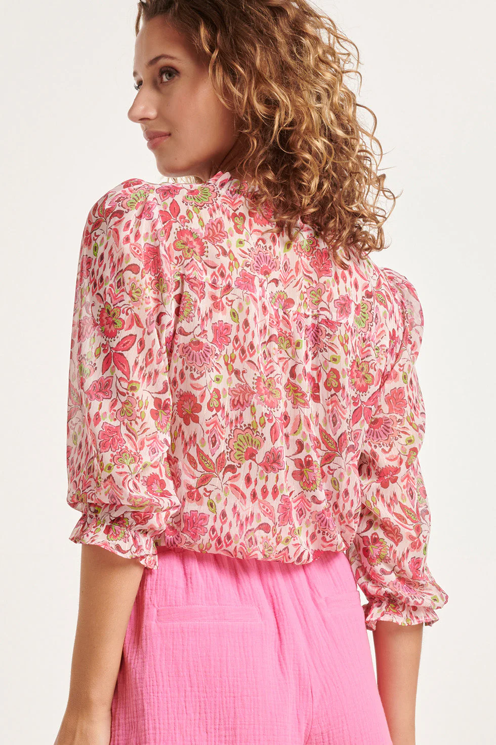 24308 Chiffon Rok Met Bloemenprintfuchsialime | White - Muticolour - Image 5