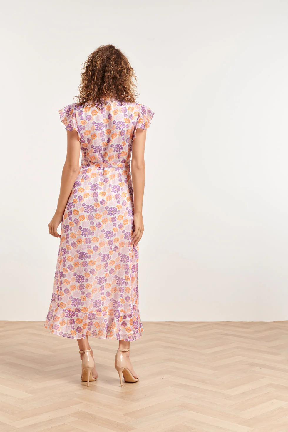 24329 Maxi Wrap Jurk Met Bloemenprint | White - Muticolour - Image 6