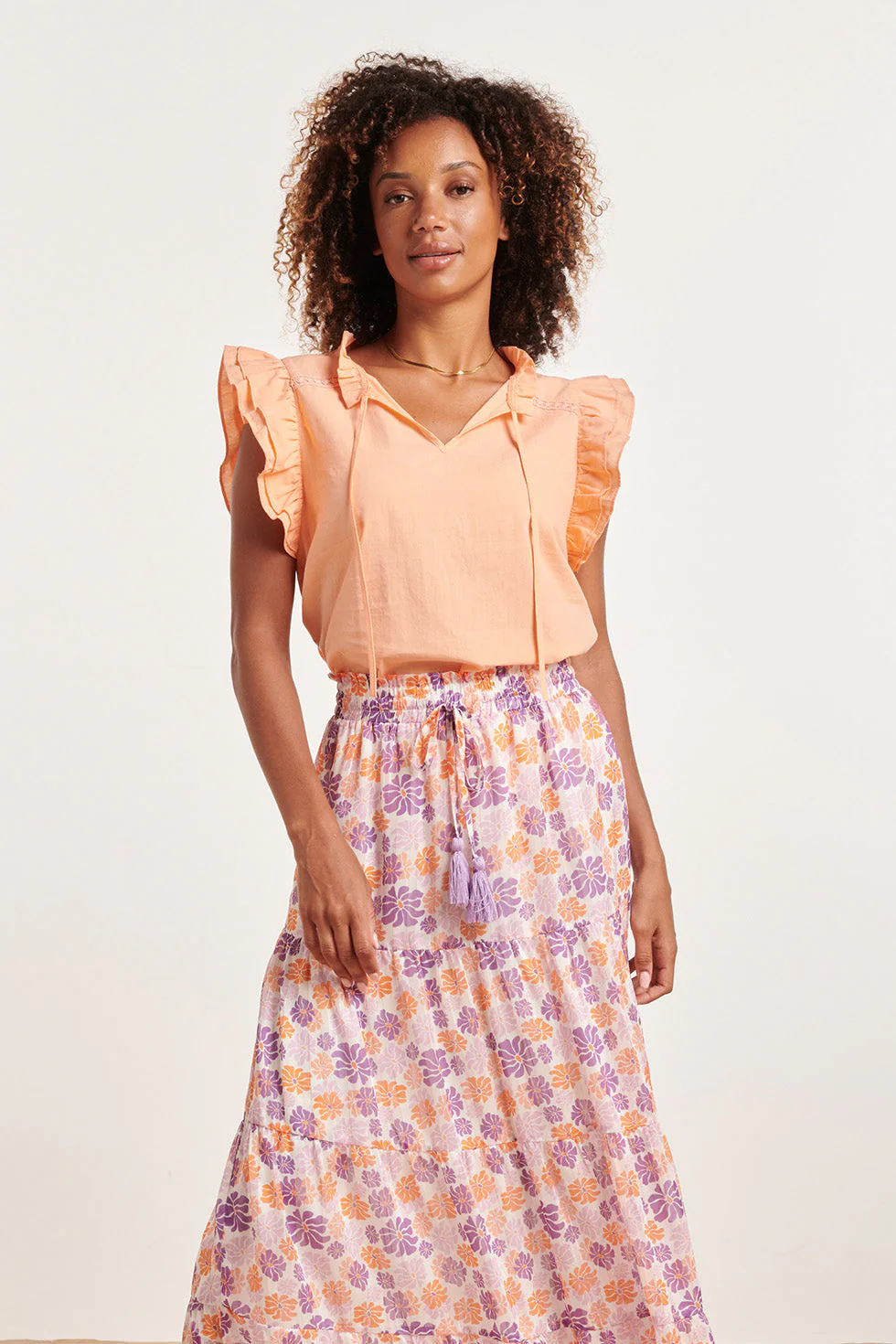 24352 Zachte Perzike Top Met Dubbele Ruchesmouwen | Orange