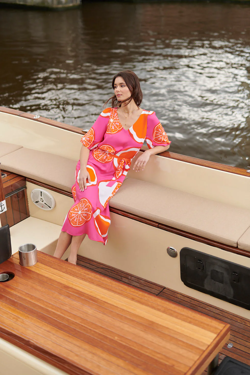 25028 V-Neck Midi Jurk Met Ballonmouwengrafisch Fruitprint | Pink - Muticolour - Image 10