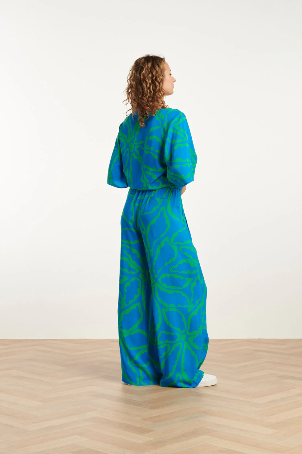 25067  Top Met Grafische Bloemenprint | Cobalt - Green - Image 5