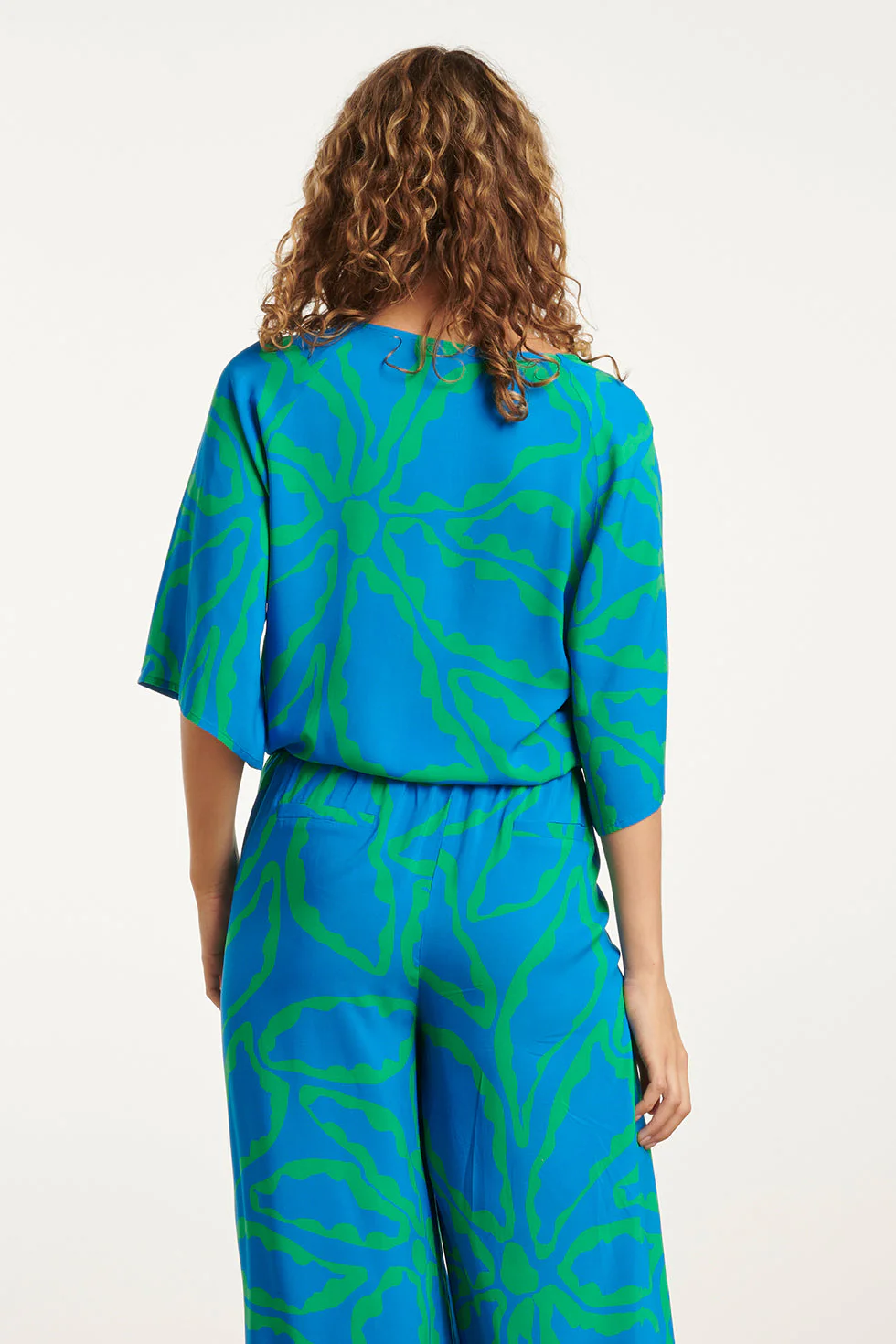 25067  Top Met Grafische Bloemenprint | Cobalt - Green - Image 6