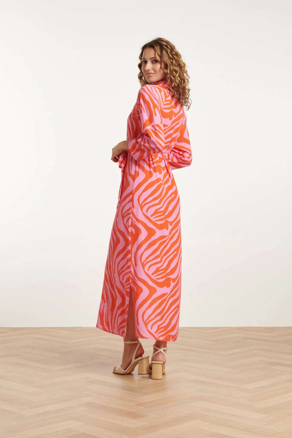 25086 Summer Maxi Shirt Jurk Met Dierenprint | Pink - Orange - Image 5