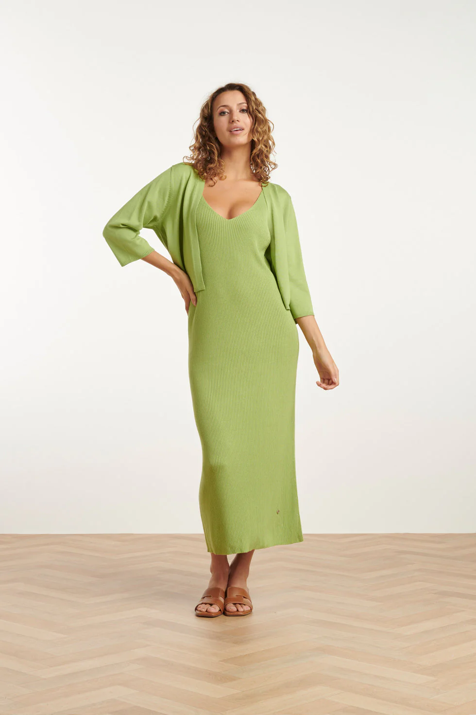 25105 Licht Zachte Gebreide Bolero | Light Green - Image 3