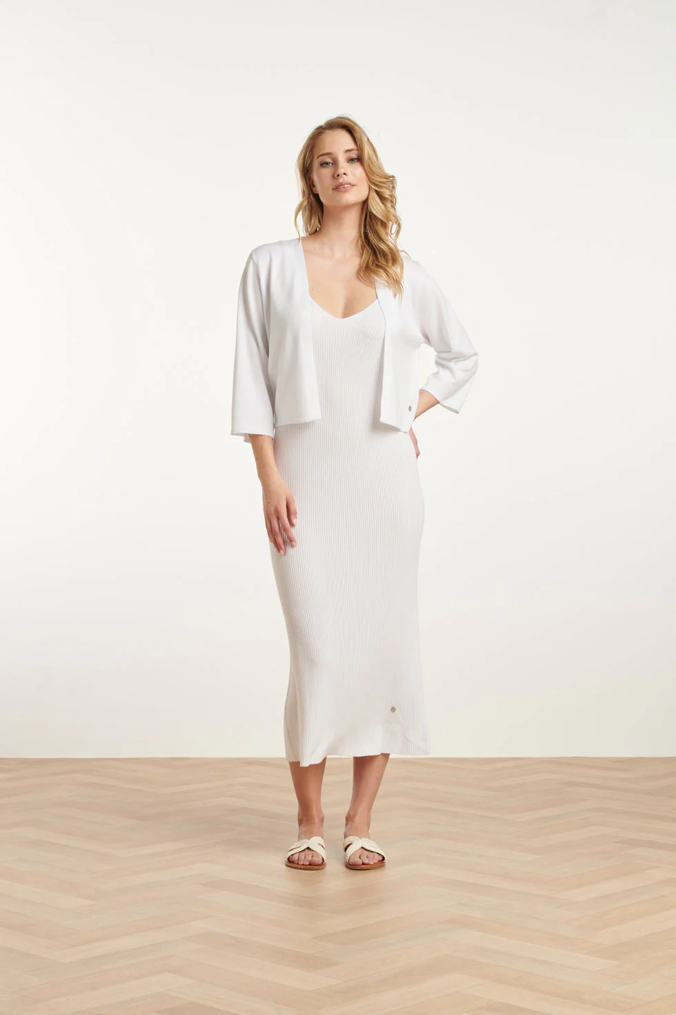 25105 Te Zachte Gebreide Bolero | White - Image 3