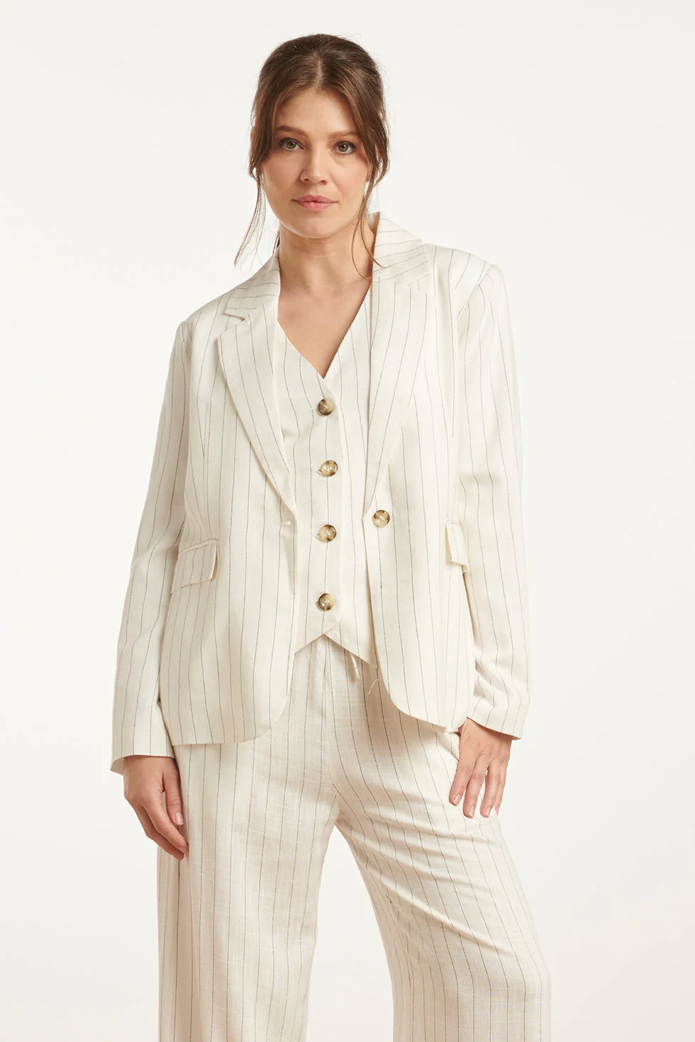 25130 Te Pinstripe Linnen Blazer | White - Black