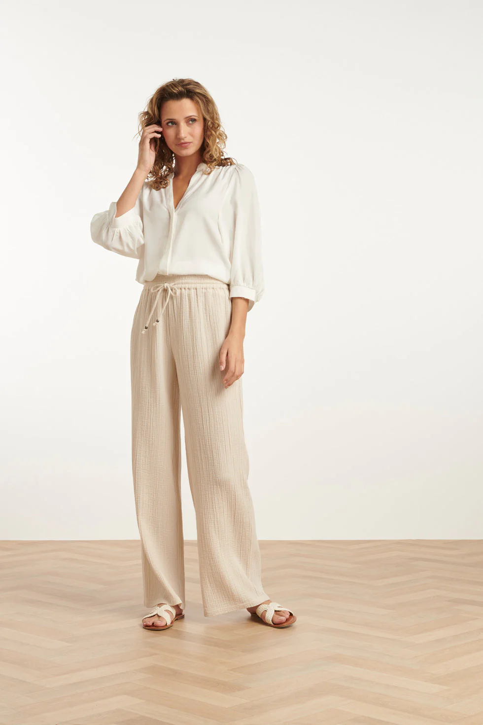 25142 Rayon Satin Blouse | Off White - Image 3