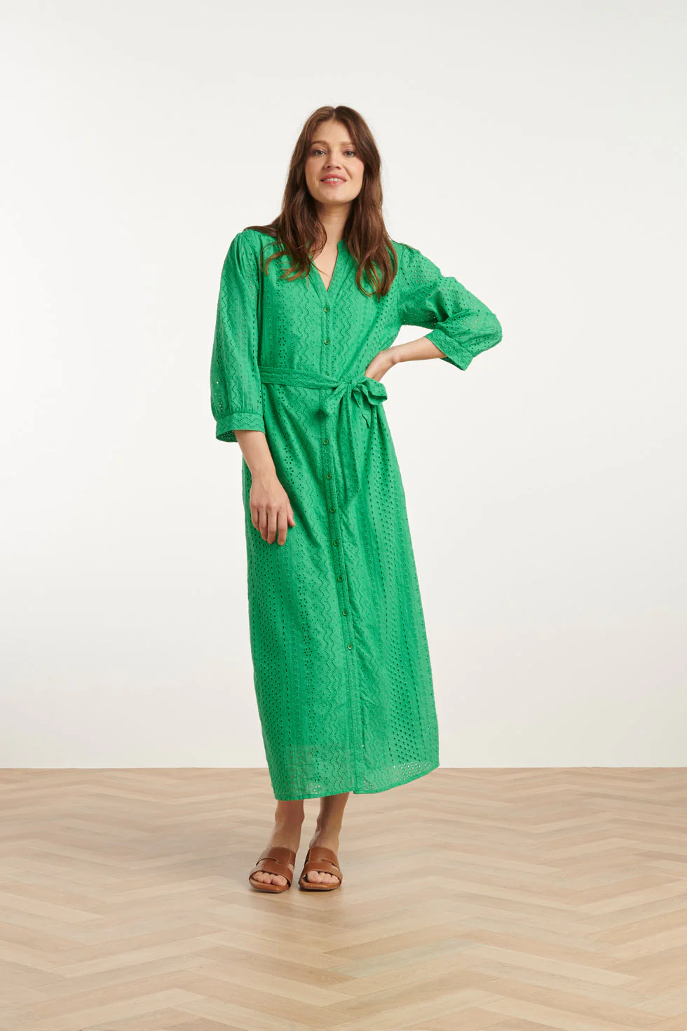25146 Fel Midi Brie Anglaise Jurk Met Knoopsluiting | Green