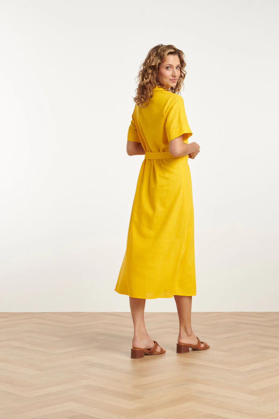 25150 Linnen Midi Shirtjurk | Yellow - Image 5