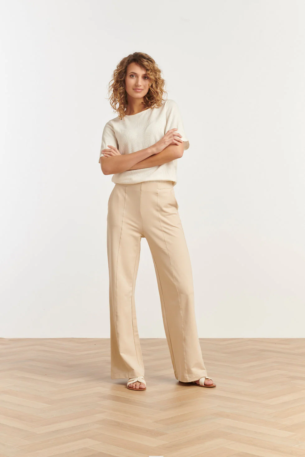 25169 Bladtextuur Top | Off White - Image 3