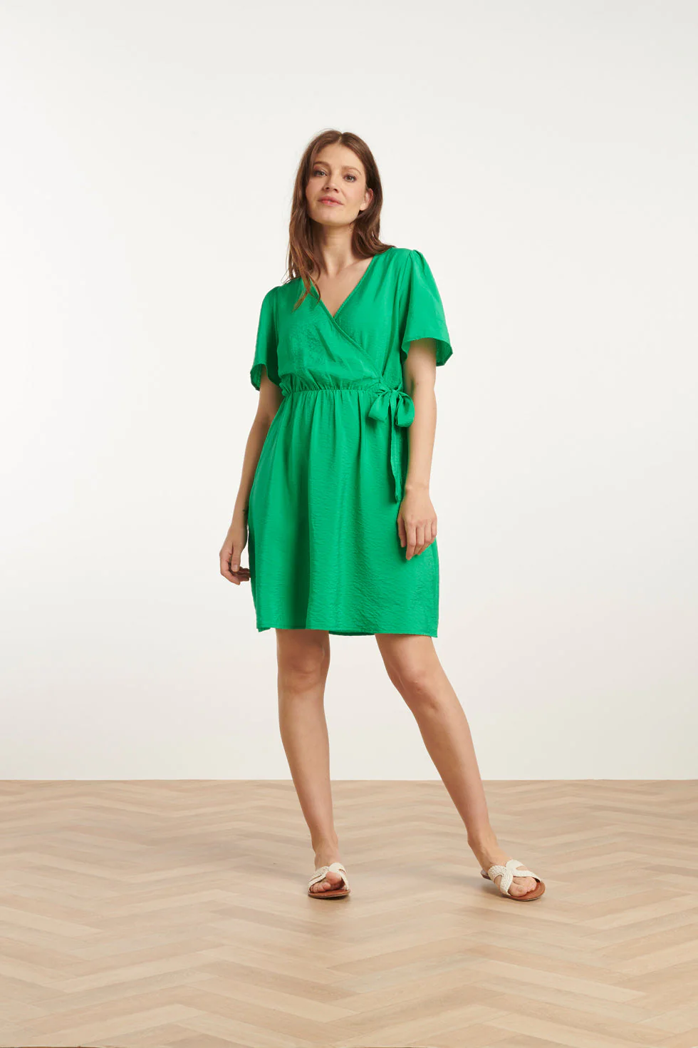 25170 Fel Zomerjurk Met Overlap V-Hals | Green - Image 3