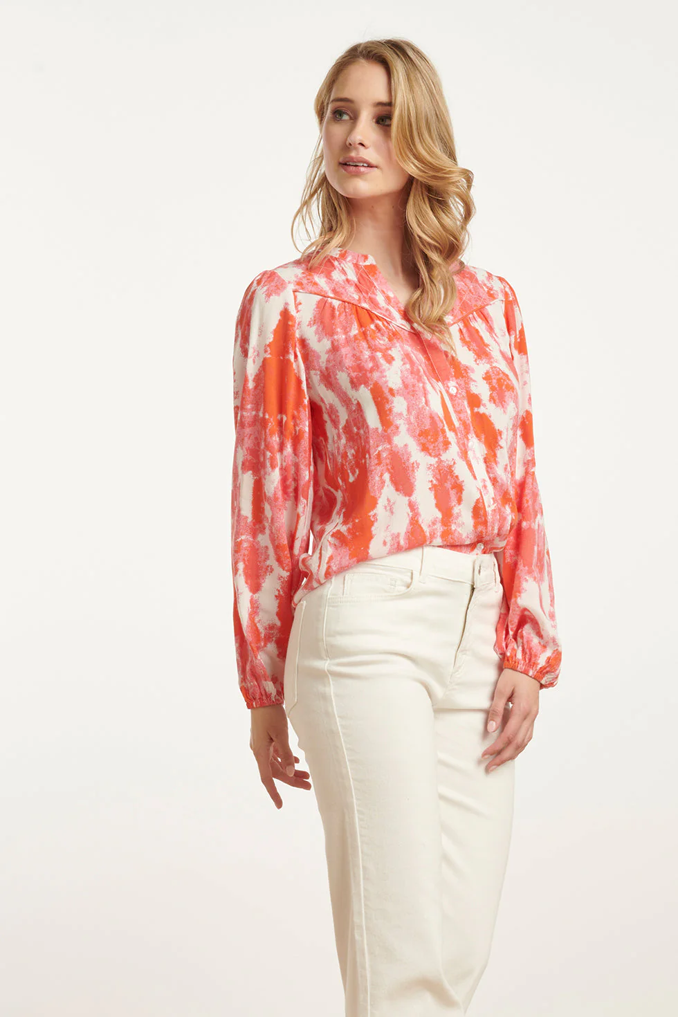 25181 Blouse Met Abstracte Verfspattersperzik | Muticolour - Image 4