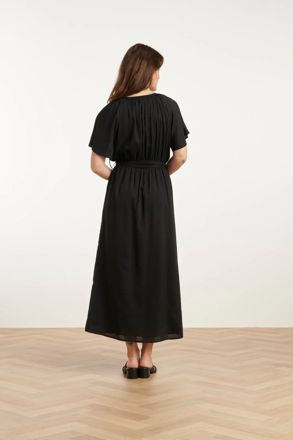 25191 E Viscose Midi Jurk | Black - Image 6