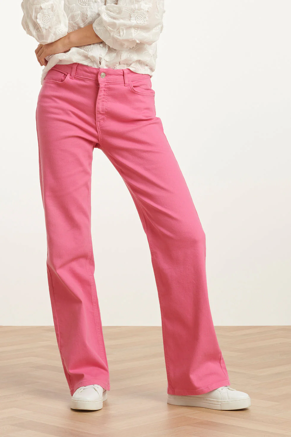 25207 Denim Straight Jeans | Pink - Image 3