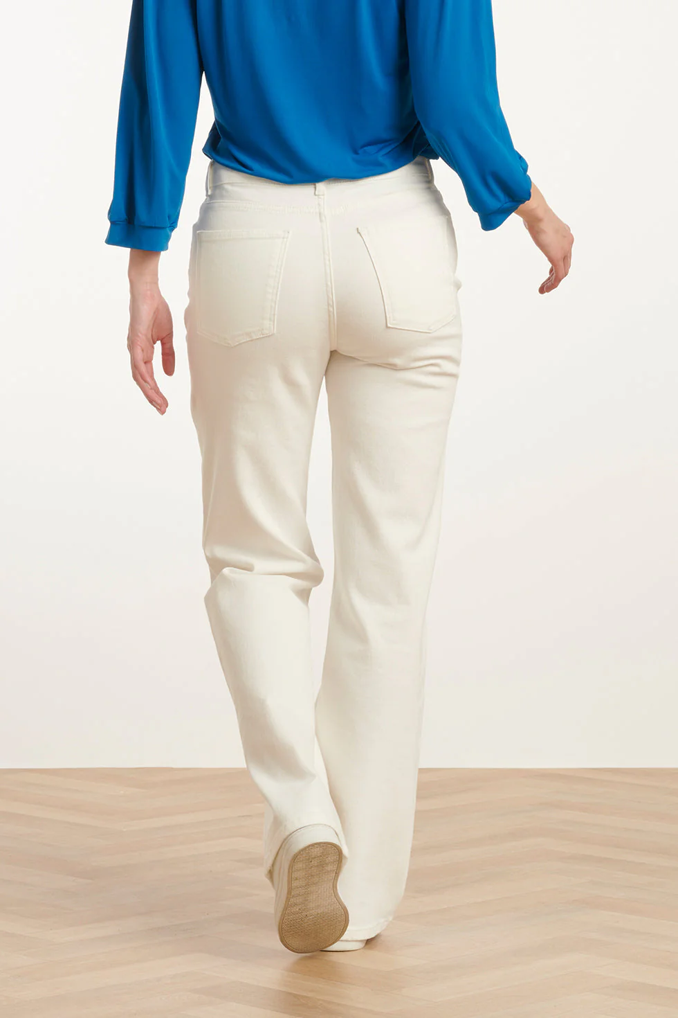 25207 Te Denim Straight Jeans | White - Image 6