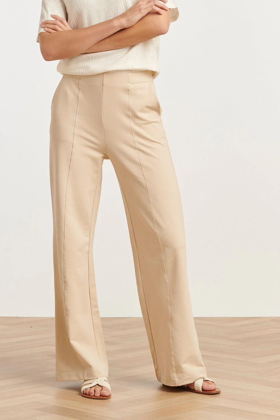 25208 E Zachte Pants Met Wijde Pasvorm | Sand - Image 3