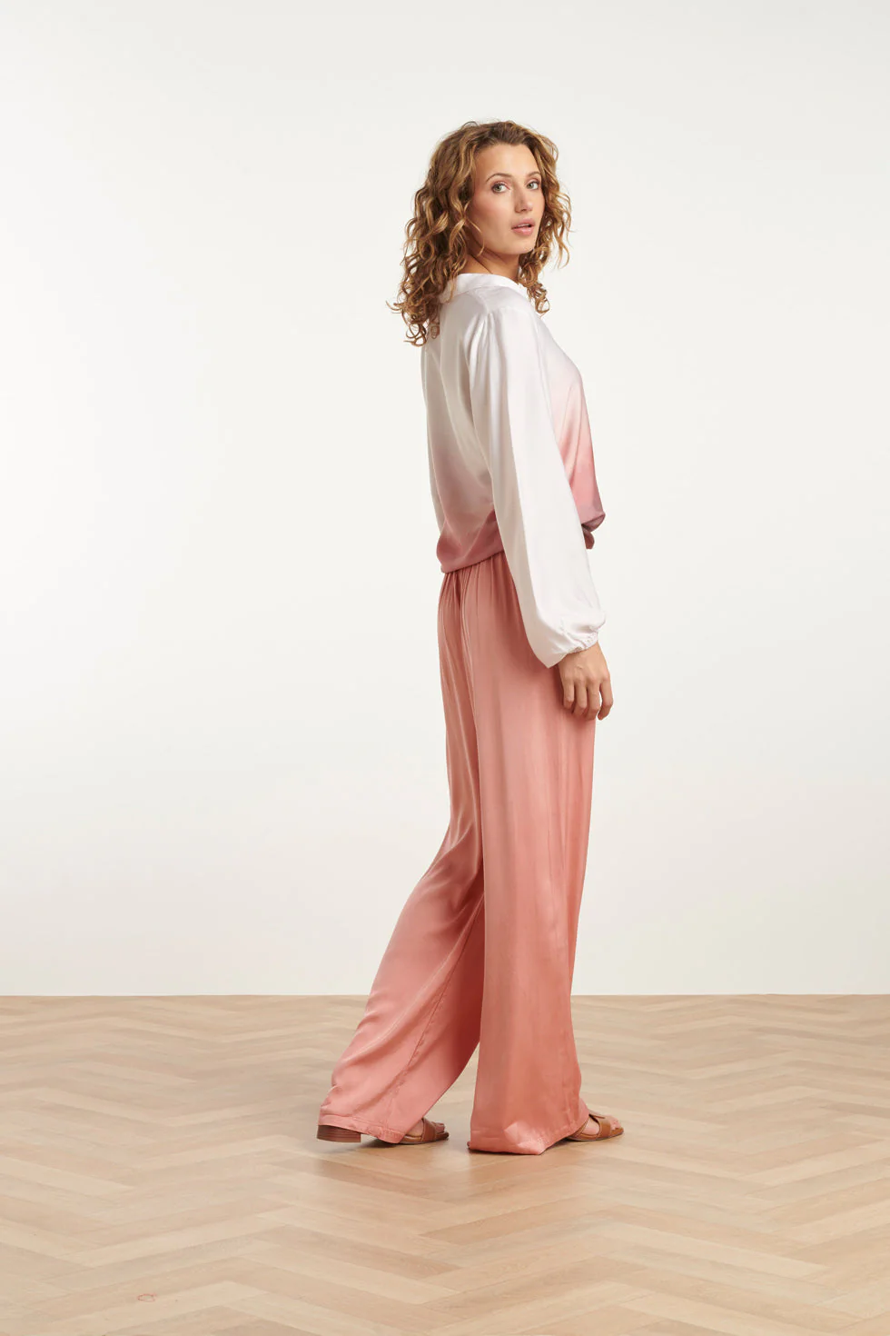 25211 Wijd  Satijnen Broek | Old Pink - Image 5