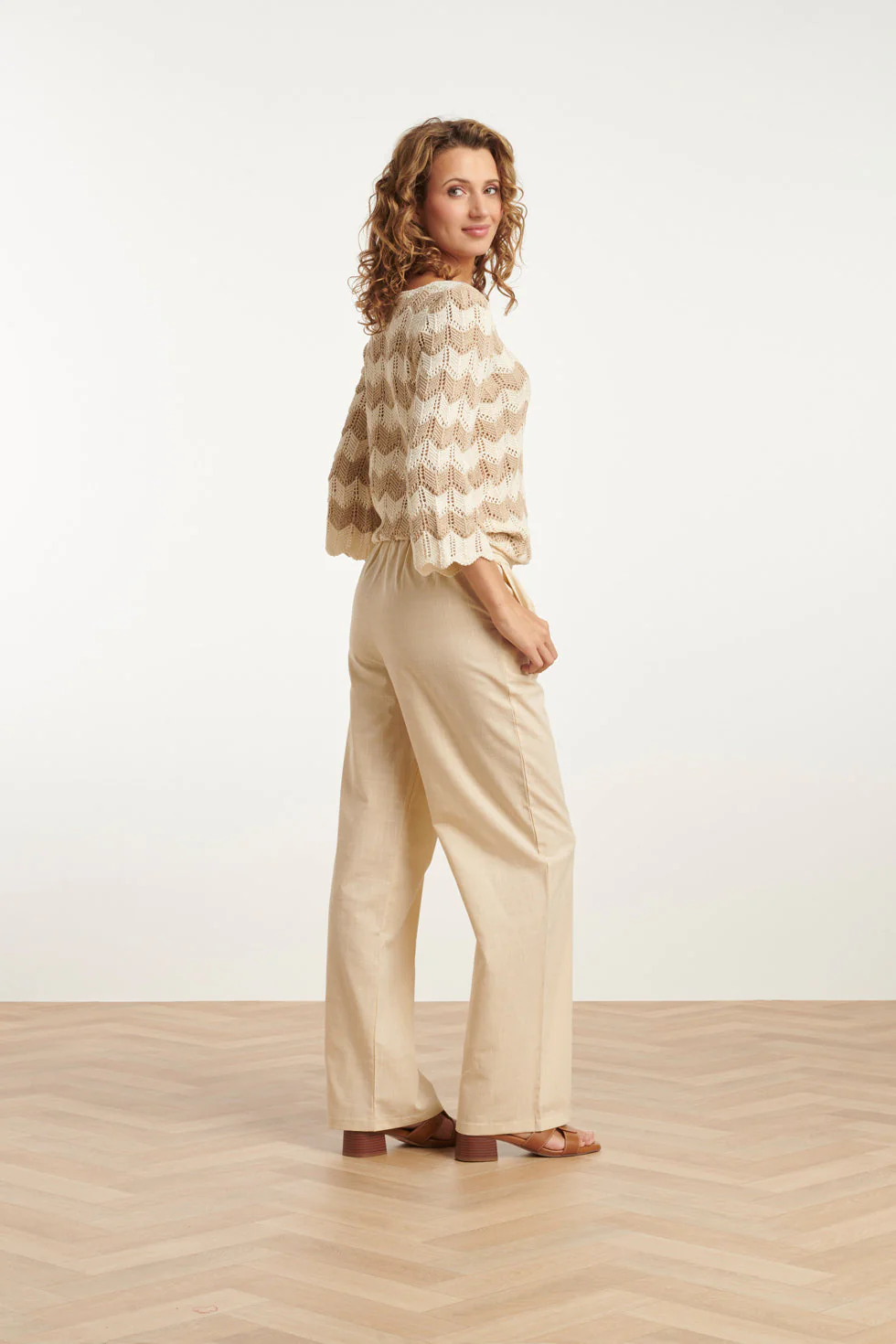 25220 E Zigzag Crochet Top | Off White - Sand - Image 5
