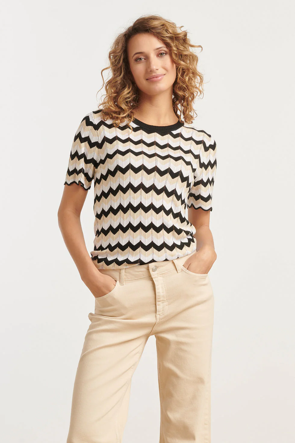 25266 Zigzag Gebreide Top, | Sand - Black