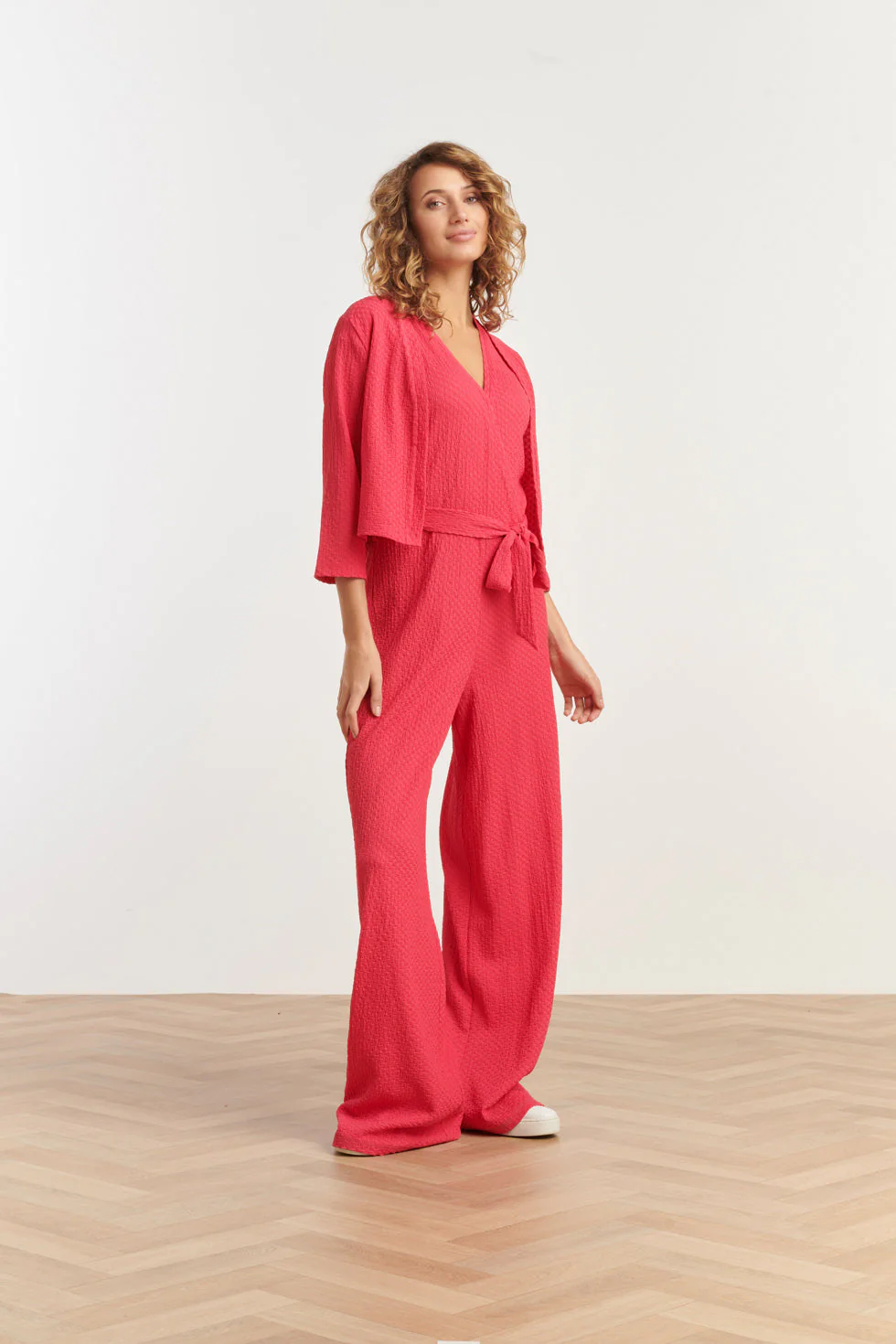 25269  Stretchy Crinkle Bolero | Pink - Image 4