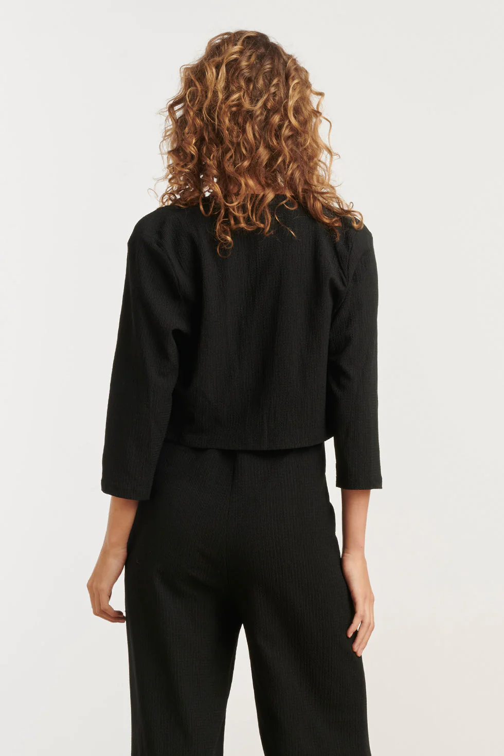 25271 E Stretchy Crinkle Bolero | Black - Image 6