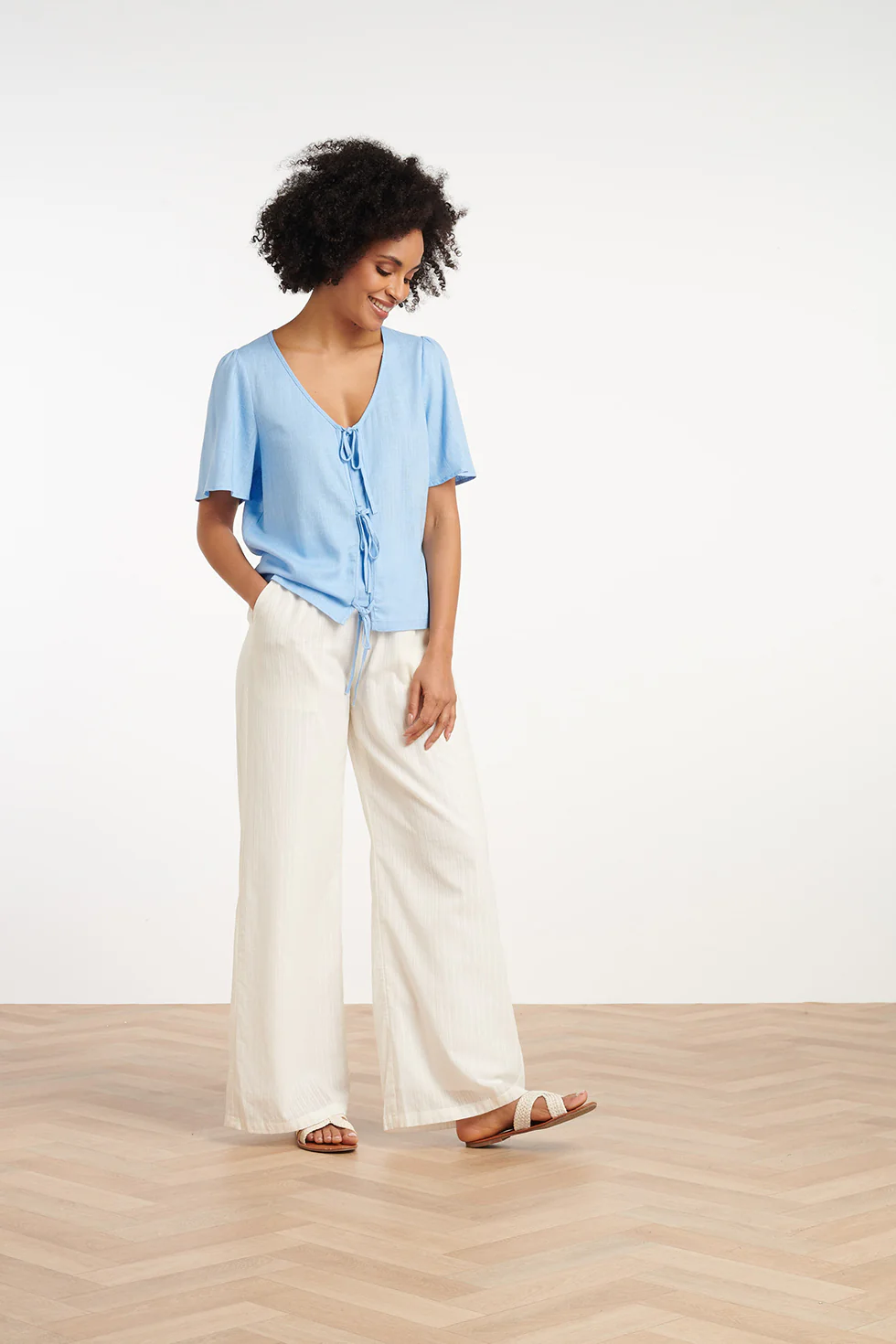 25311, Tops | Light Blue - Image 3