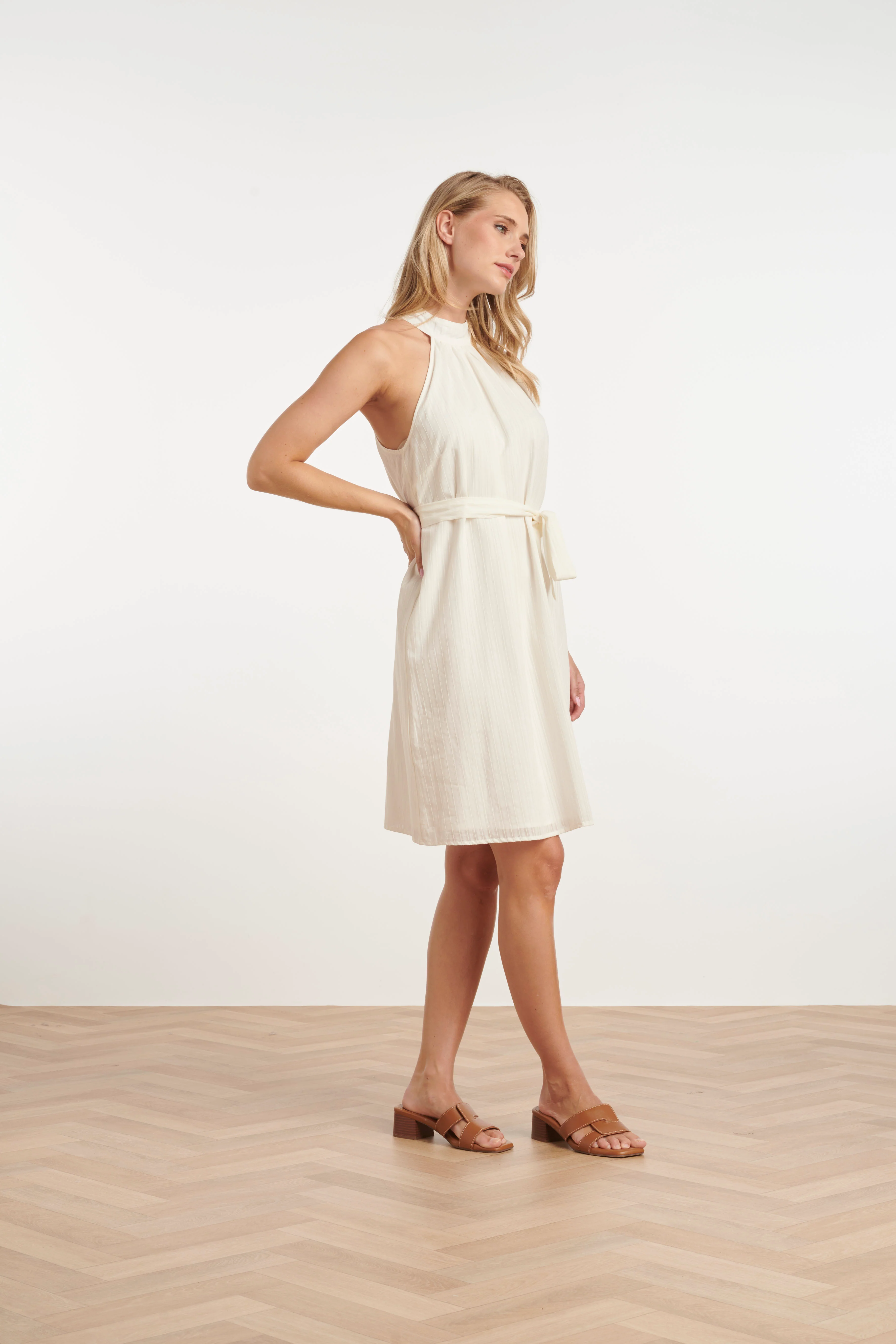 25317, Jurken | Off White - Image 3