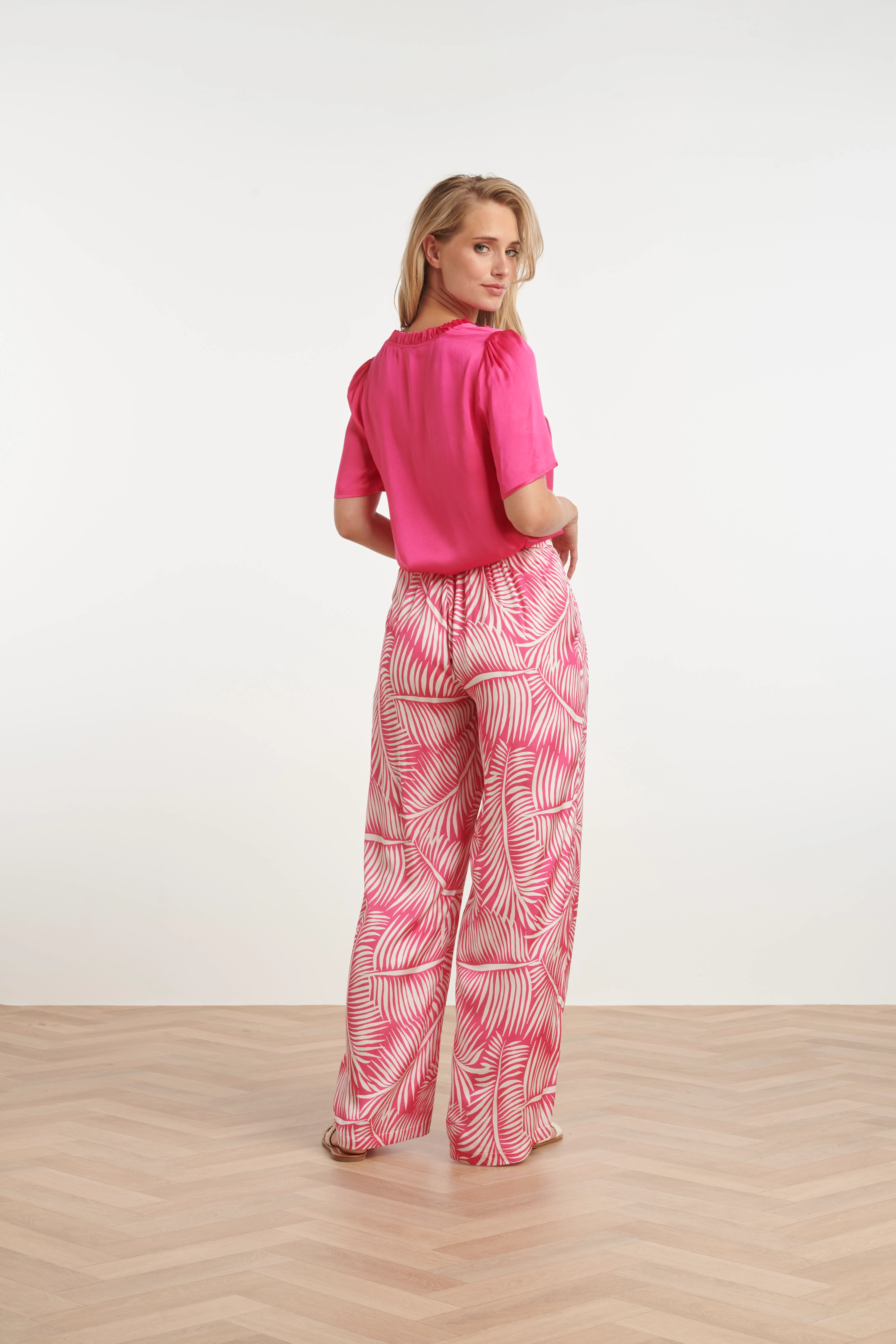25321, Tops | Fuchsia - Image 4