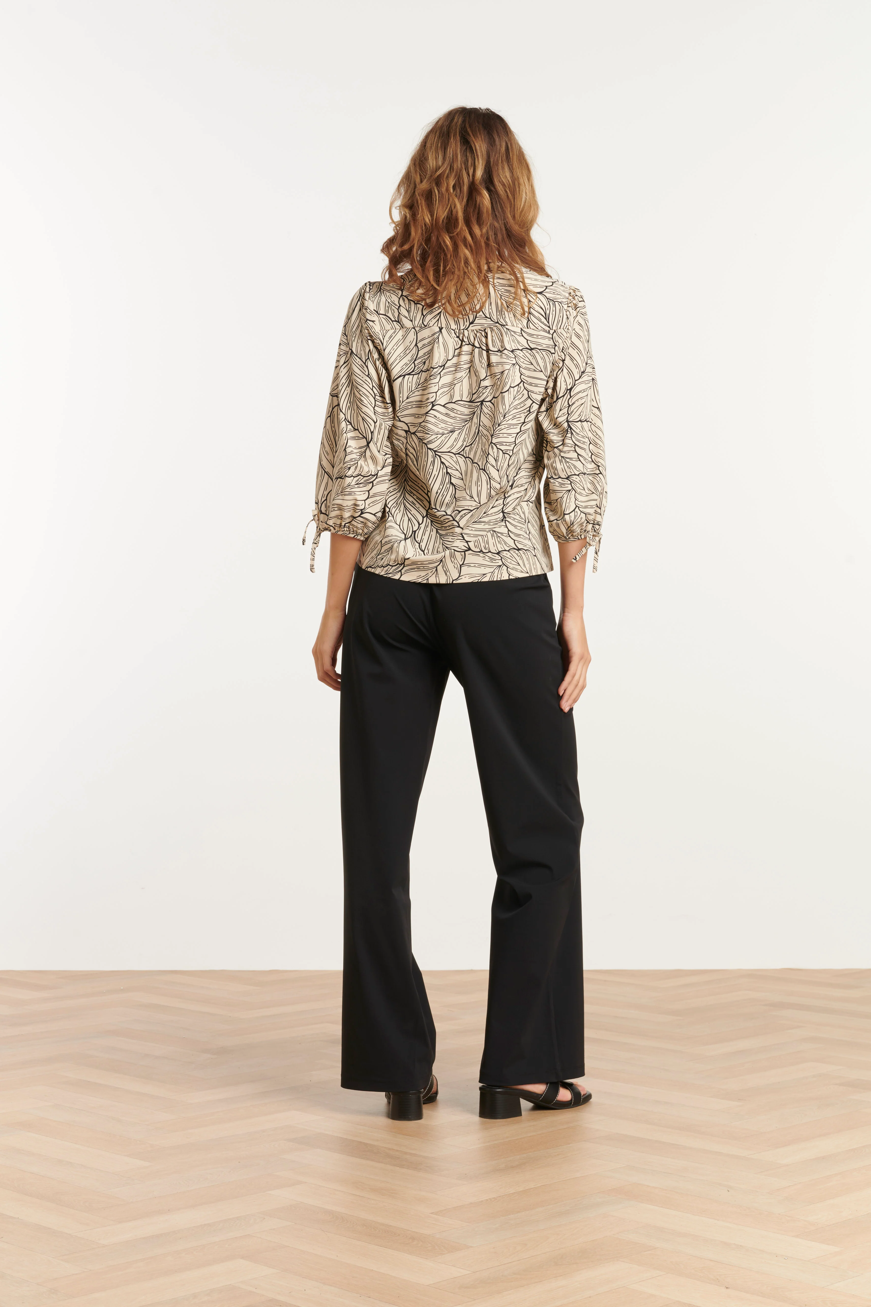 25395, Tops | Sand - Black - Image 5