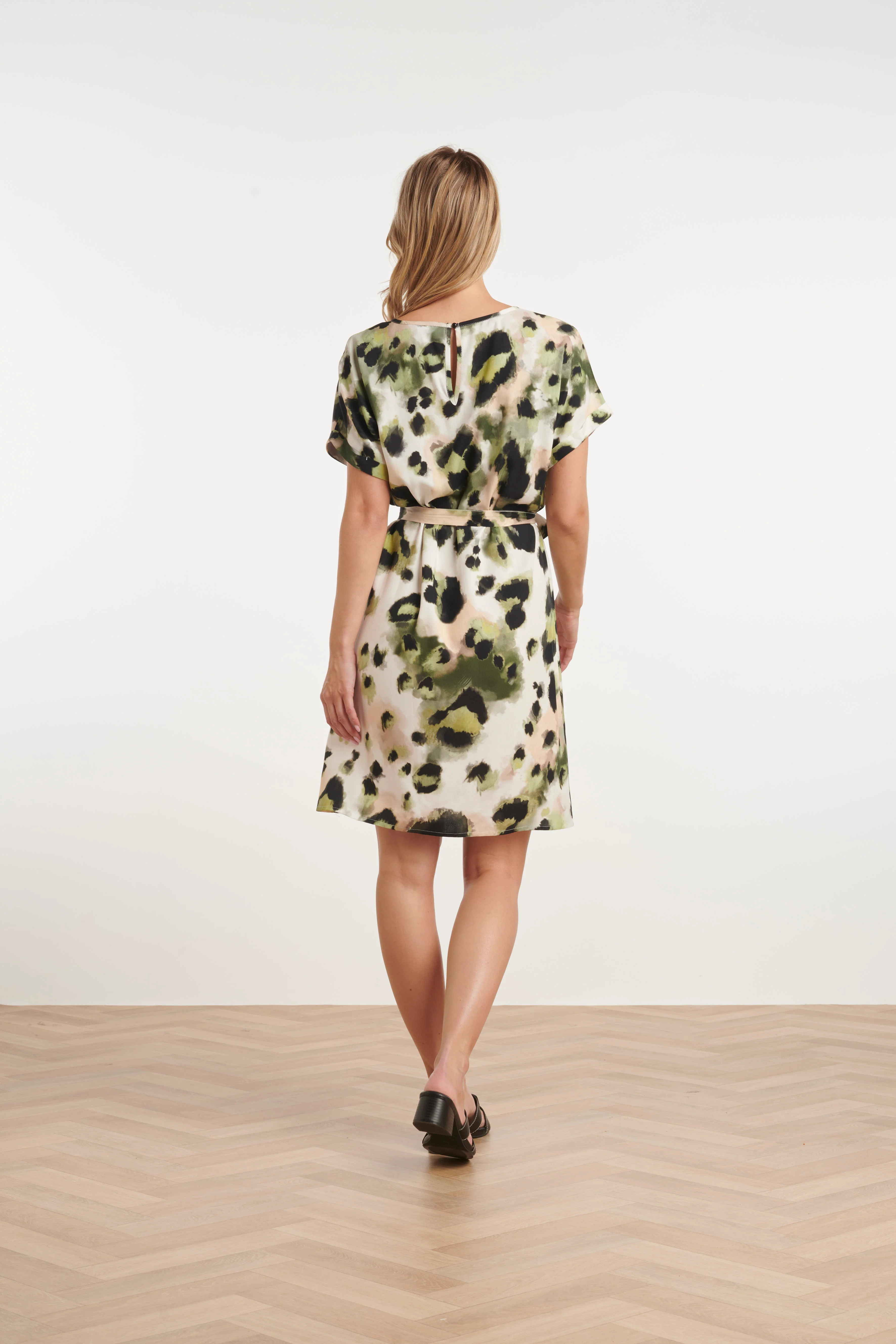 25424, Jurken | Off White - Muticolour - Image 5