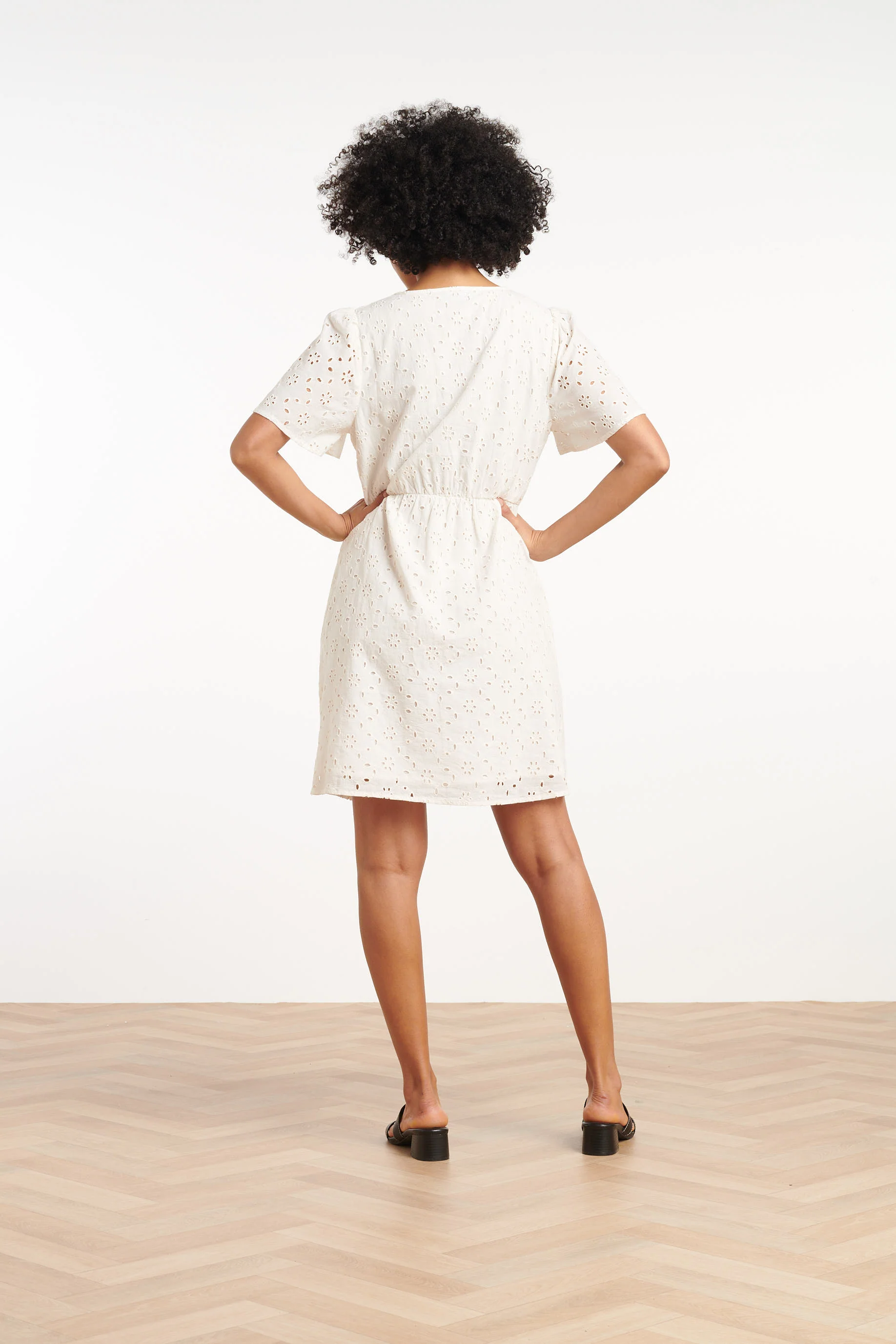 35003, Jurken | Off White - Image 6