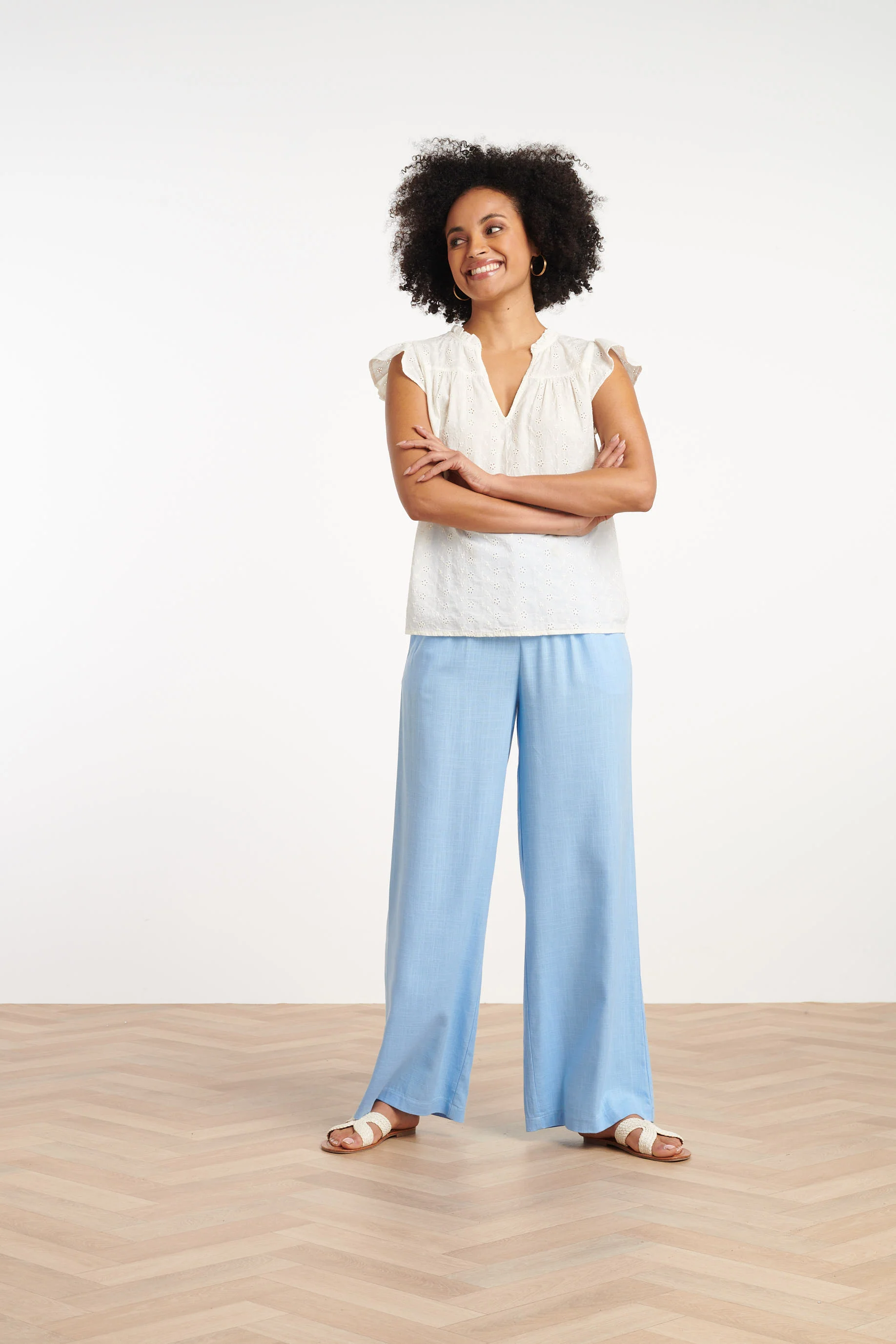 35009, Tops | Off White - Image 3
