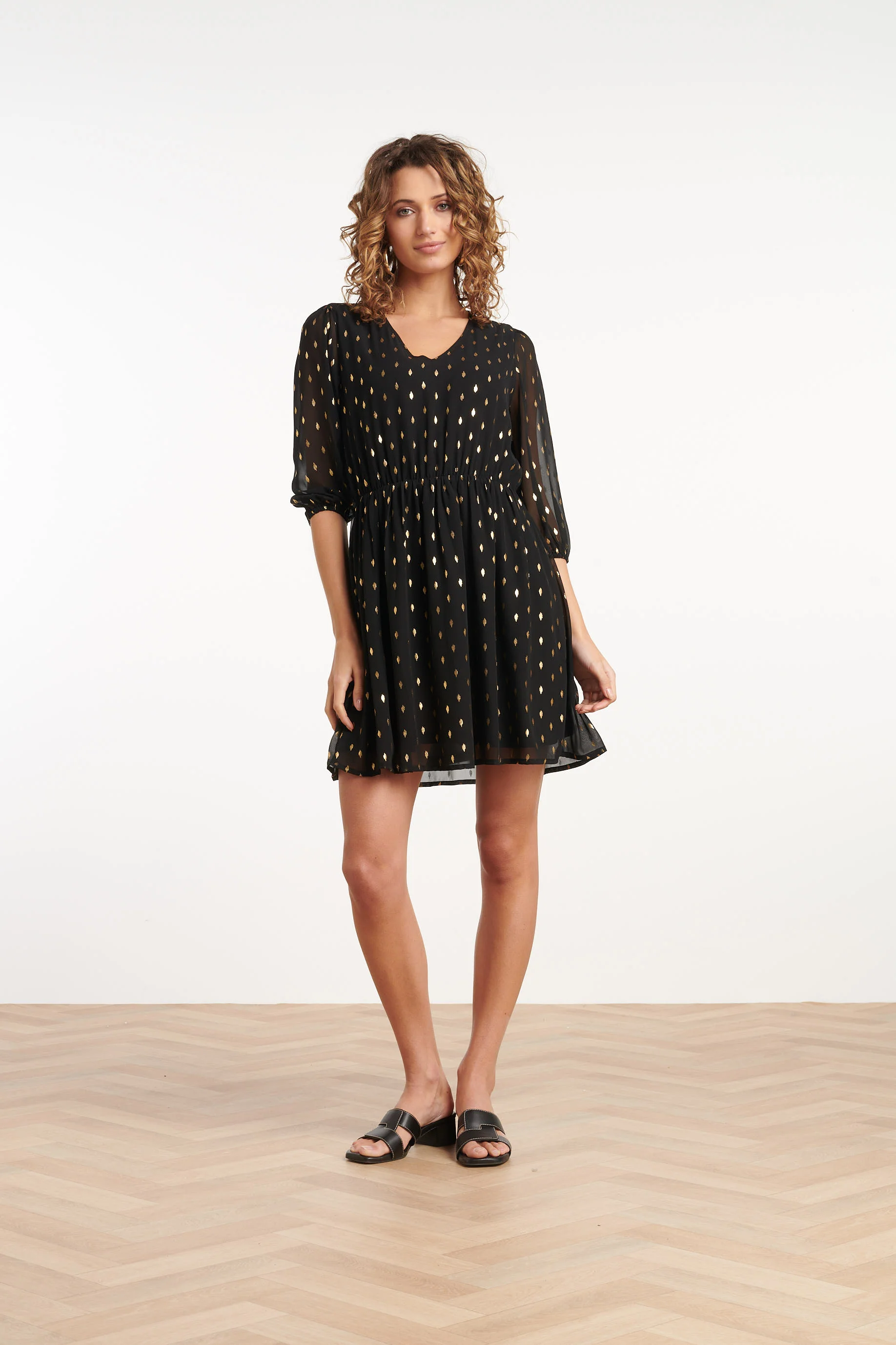 35061, Jurken | Black - Gold - Image 3