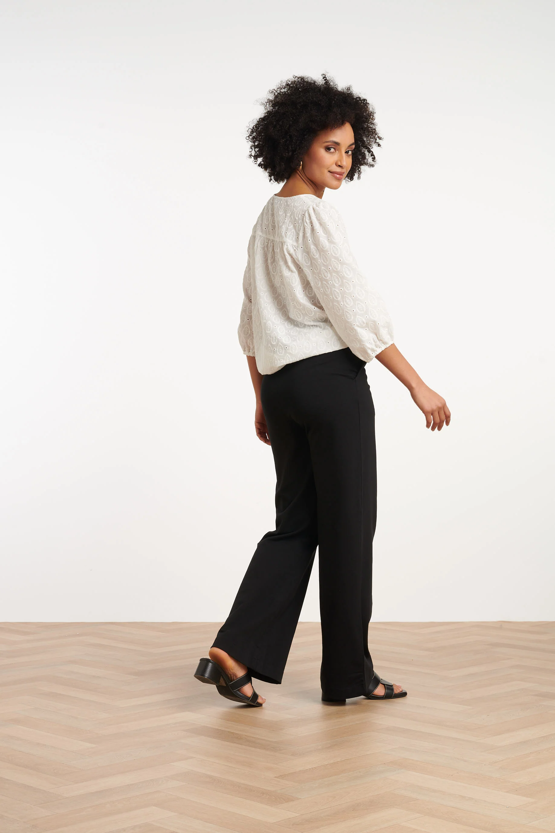 35092, Tops | White - Image 5